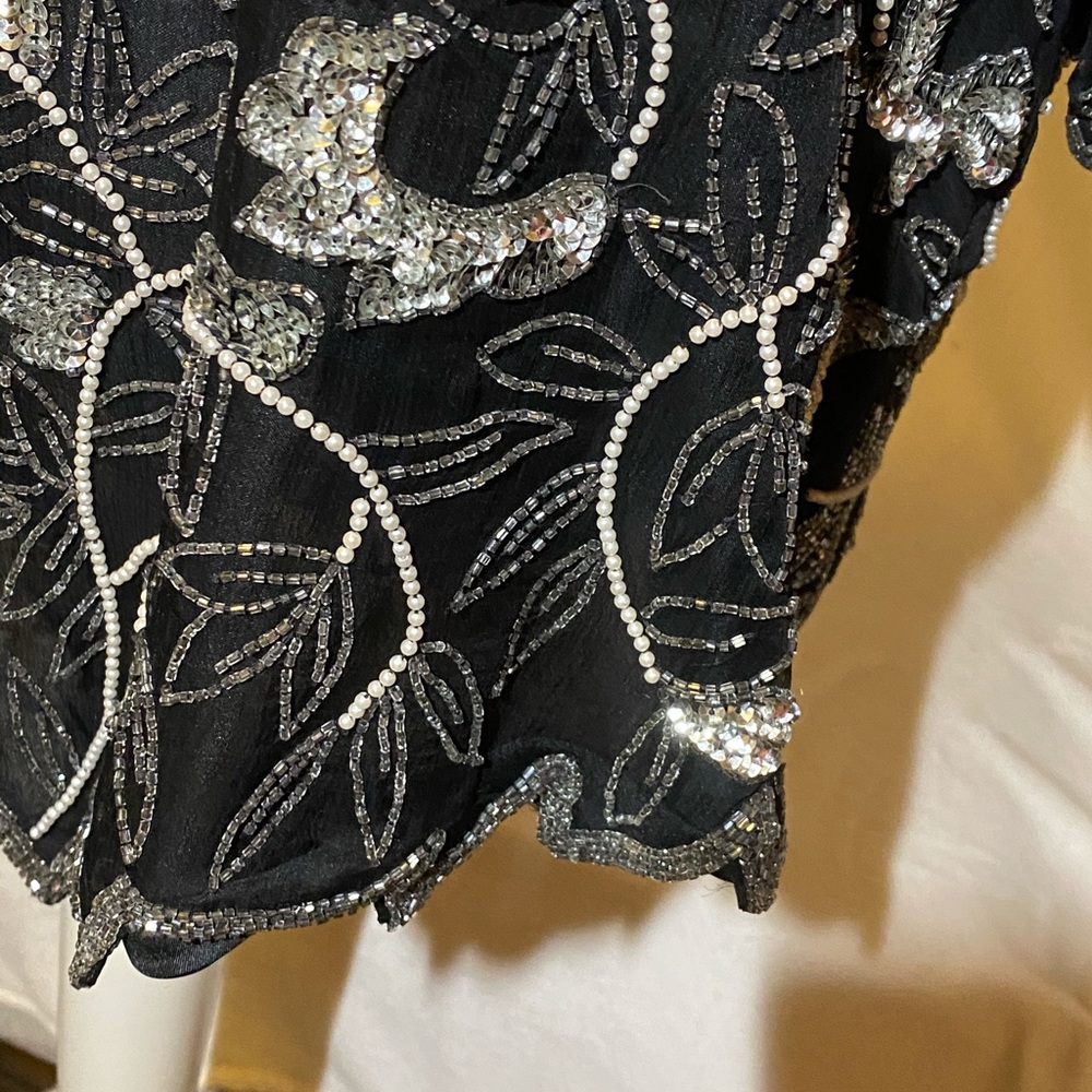 Beaded Top - Picture 2 of 7